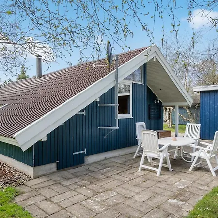 Holiday home Norna - 300m From The Sea By Interhome *